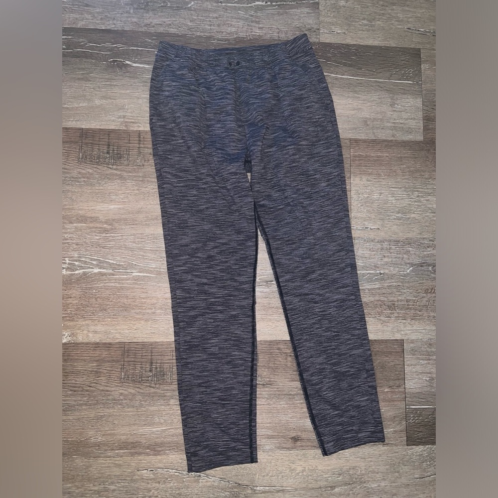 Lululemon Jet Pant Grey Jogger Style - Picture 2 of 10